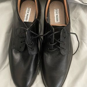 Men’s dress Shoes sz 12